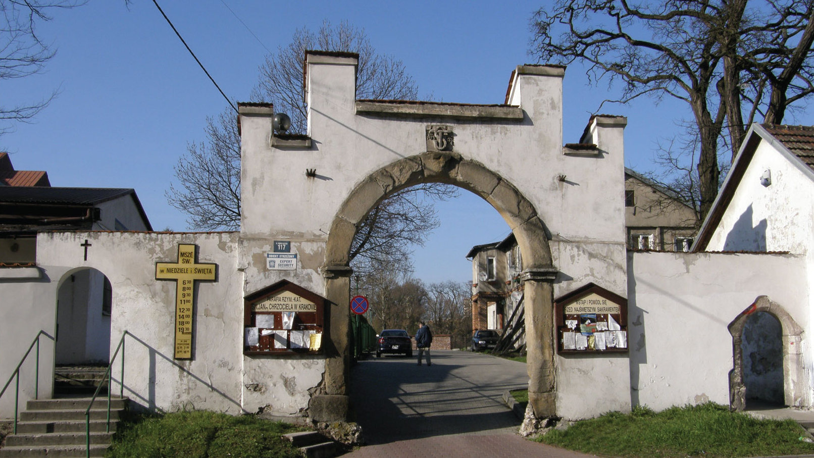 Brama folwarku dominikańskiego przy ul. Dobrego Pasterza na Prądniku Czerwonym. Fot. Paweł Wójcik
